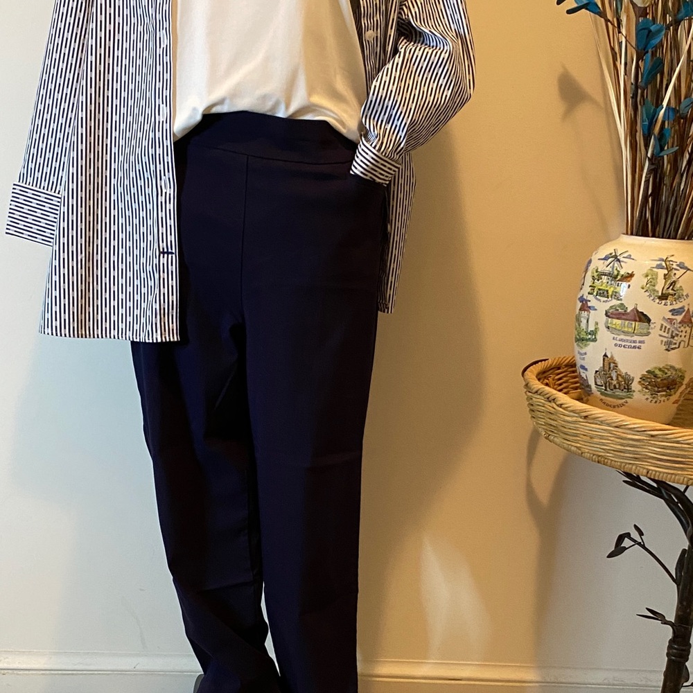 Chico's Bridgett Pull on ankle pants navy Blue   Chicos size 2